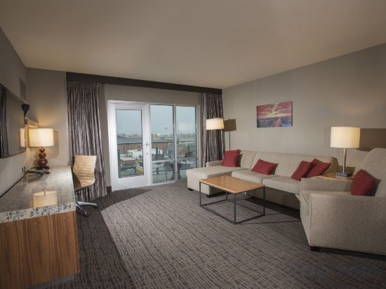 Фото The Broadway Columbia - a DoubleTree by Hilton