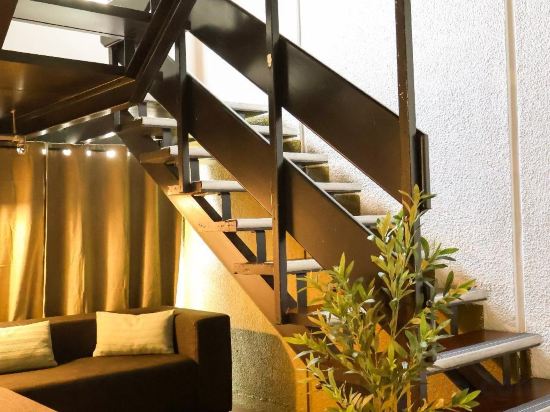 Фото No. 9 Hotel