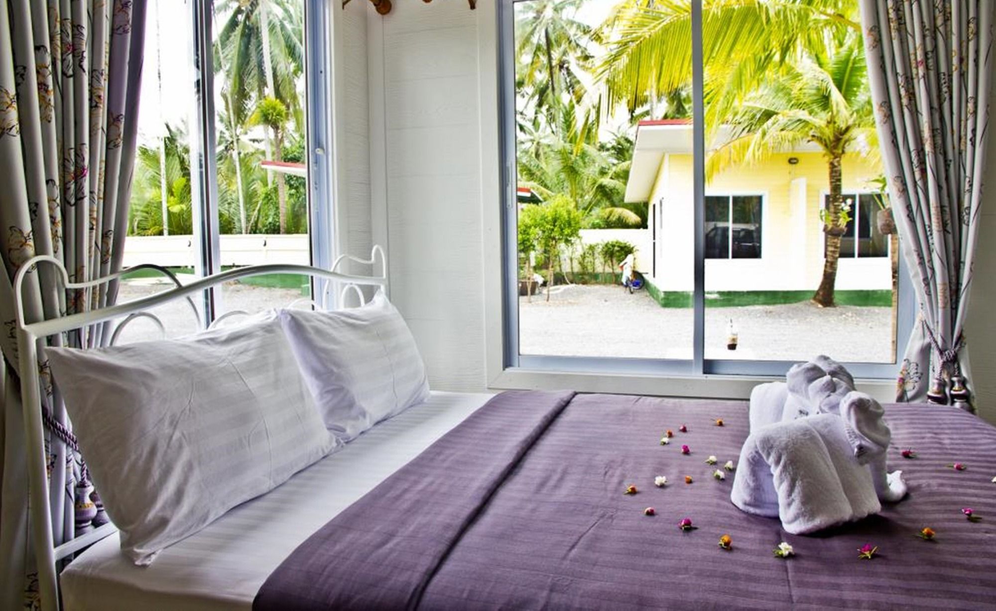 Фото Rim Nam Lomyen Resort