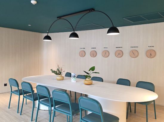 Фото Go Hotel Bangkok Suvarnabhumi Airport