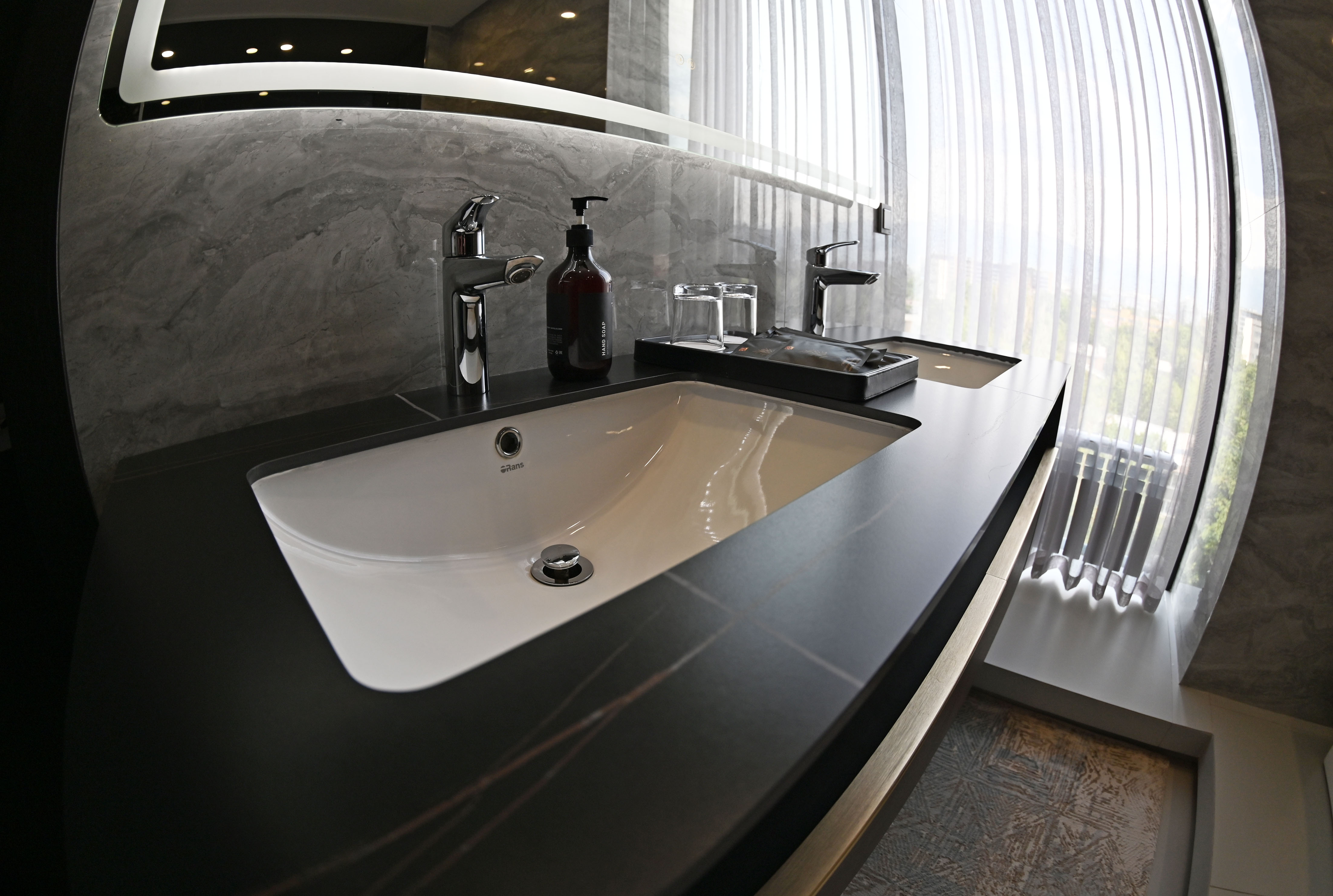 Фото Resident City Hotel