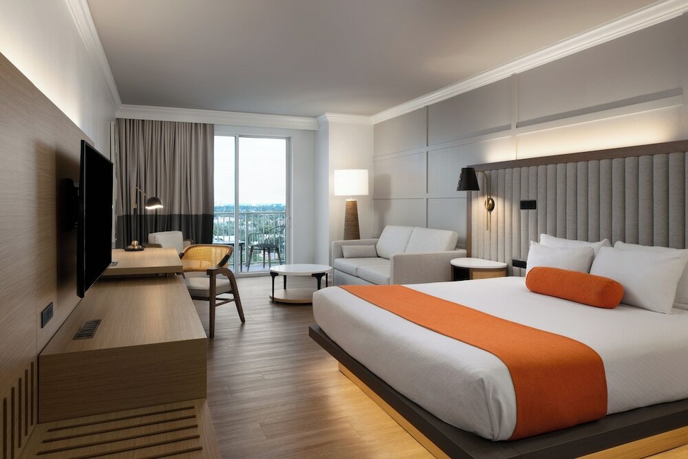 Фото Riverside Hotel