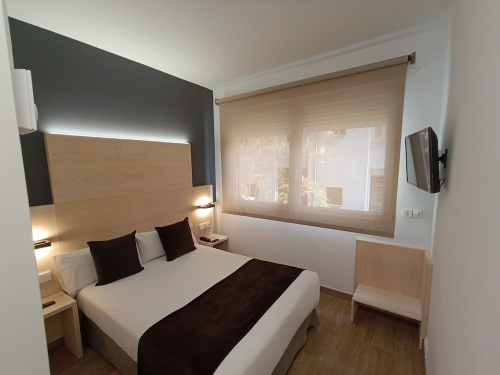 Фото Hotel Travessera
