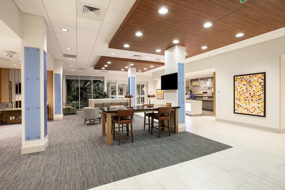 Фото Holiday Inn Express & Suites Ely, an Ihg Hotel