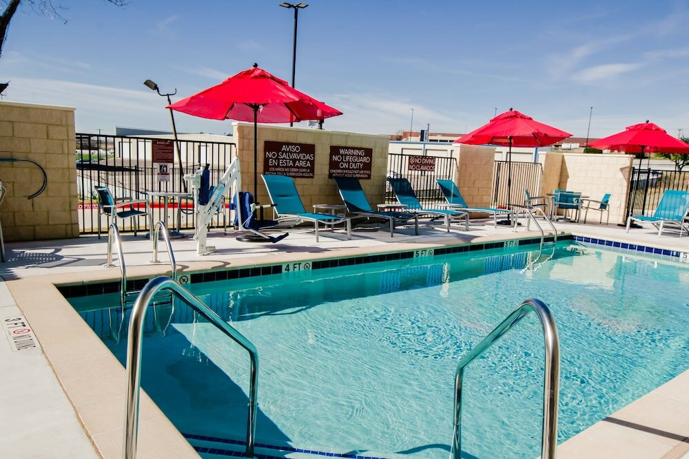 Фото TownePlace Suites by Marriott Temple