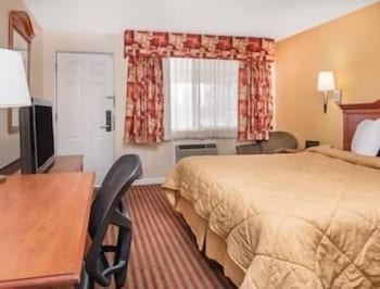 Фото Travelodge by Wyndham Klamath Falls