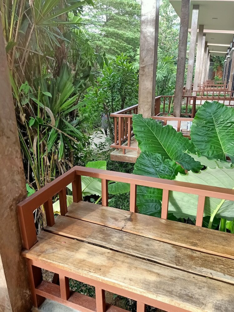 Фото Lanta Pearl Beach Resort