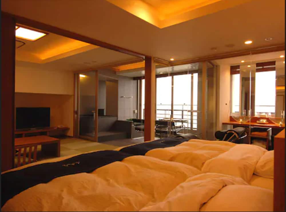 Фото Lakeland Hotel Mizunosato