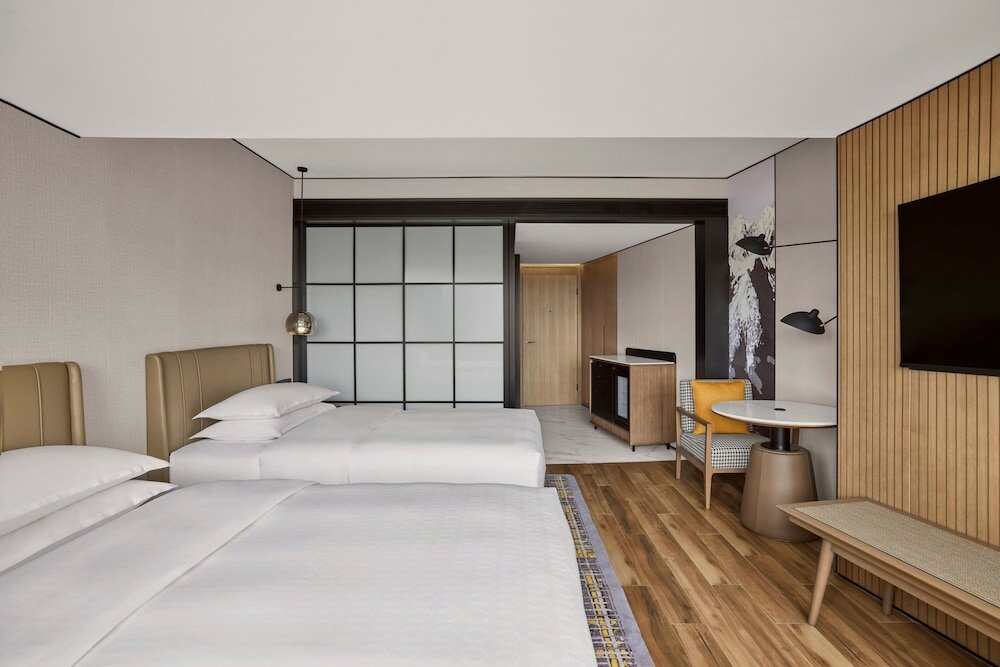 Фото Sheraton Chengdu Lido Hotel