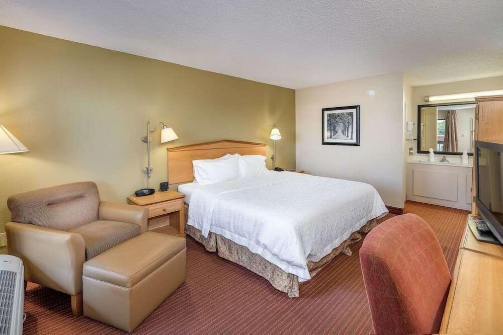 Фото Baymont by Wyndham Columbus Ga