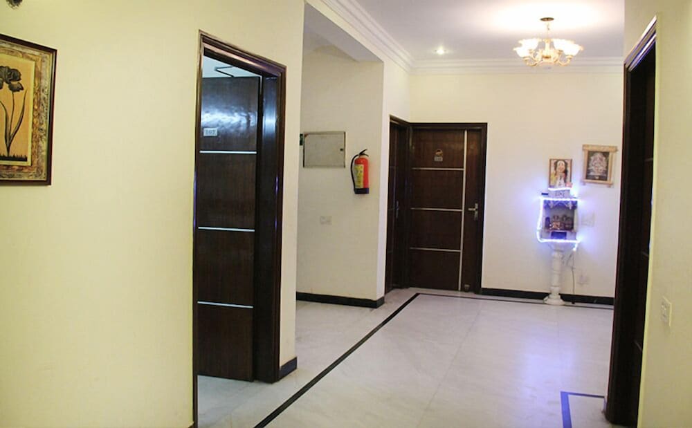 Фото STEPiNN - Ess Kay Ess Villa