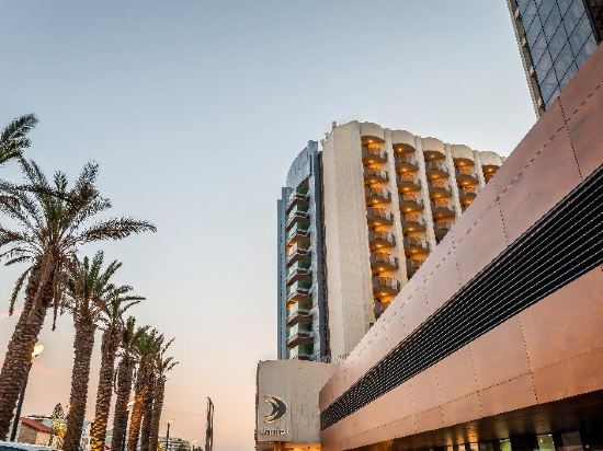 Фото Daniel Herzliya