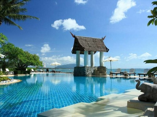 Racha Kiri Resort & SPA