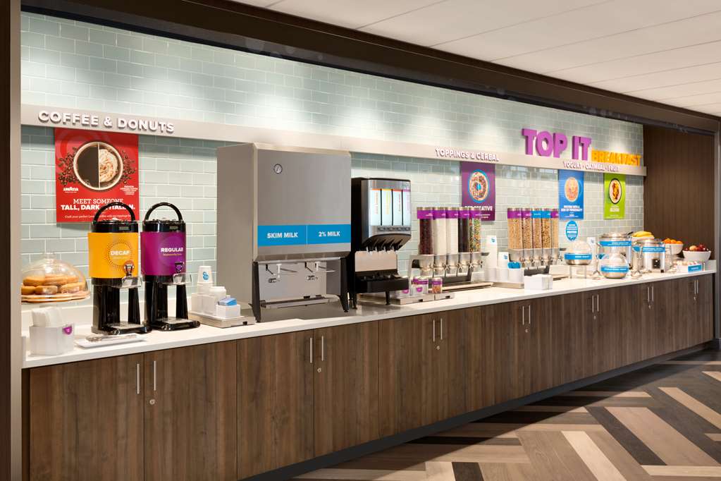 Фото Tru by Hilton Cheyenne Wy