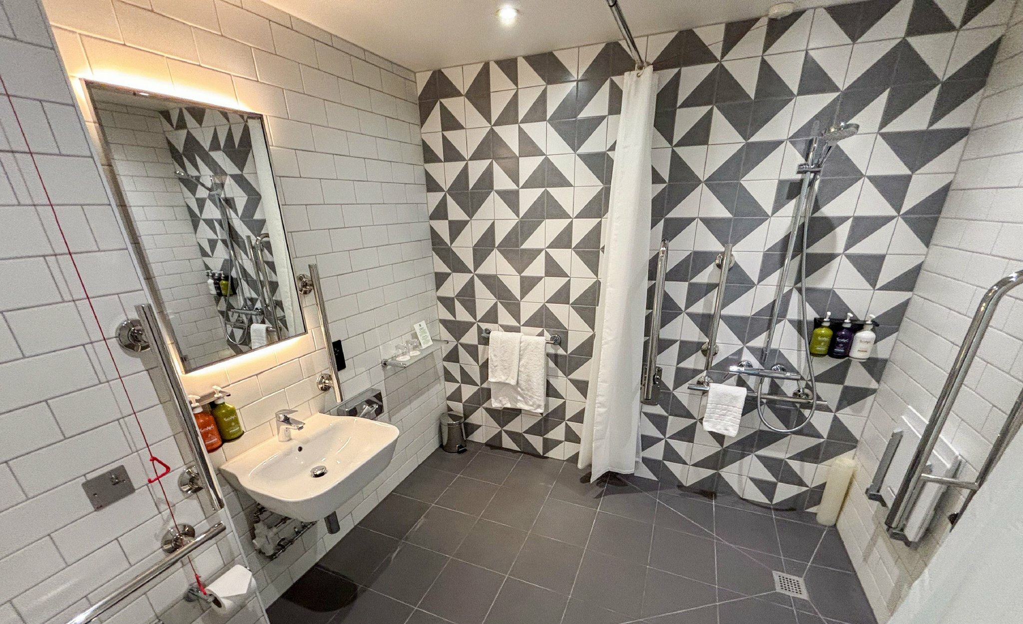 Фото Holiday Inn London - Whitechapel, an Ihg Hotel