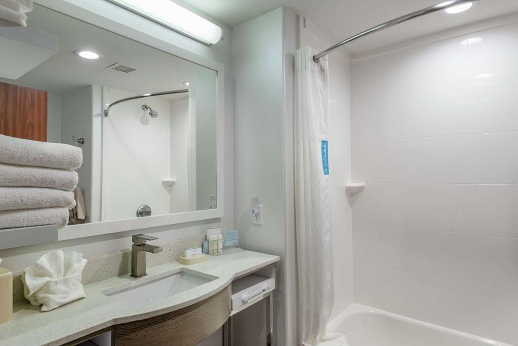 Фото Hampton Inn Brownwood