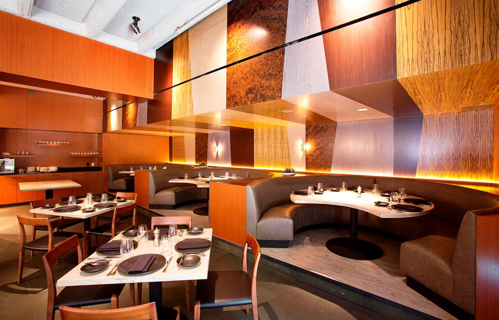 Фото The Highland Dallas, Curio Collection by Hilton