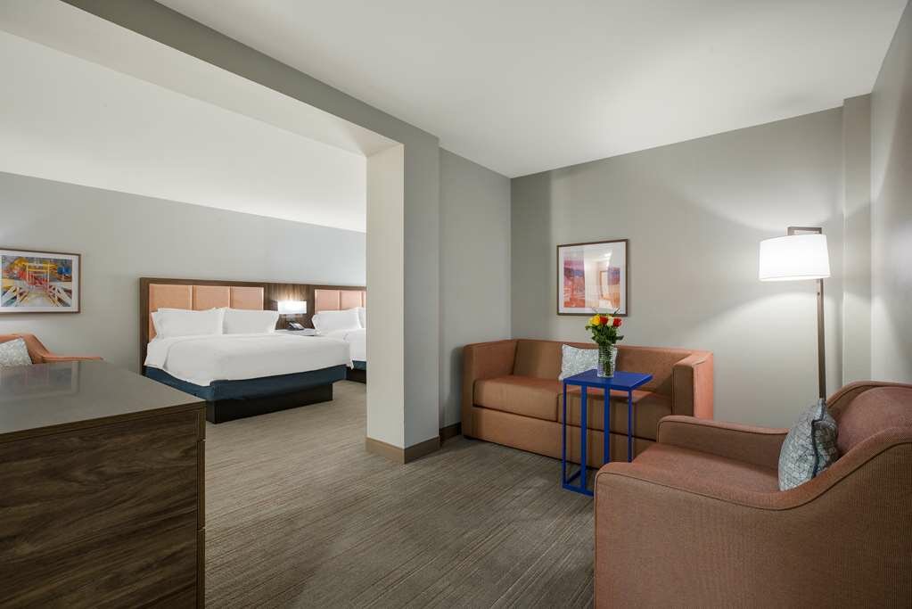 Фото Hampton Inn Linden