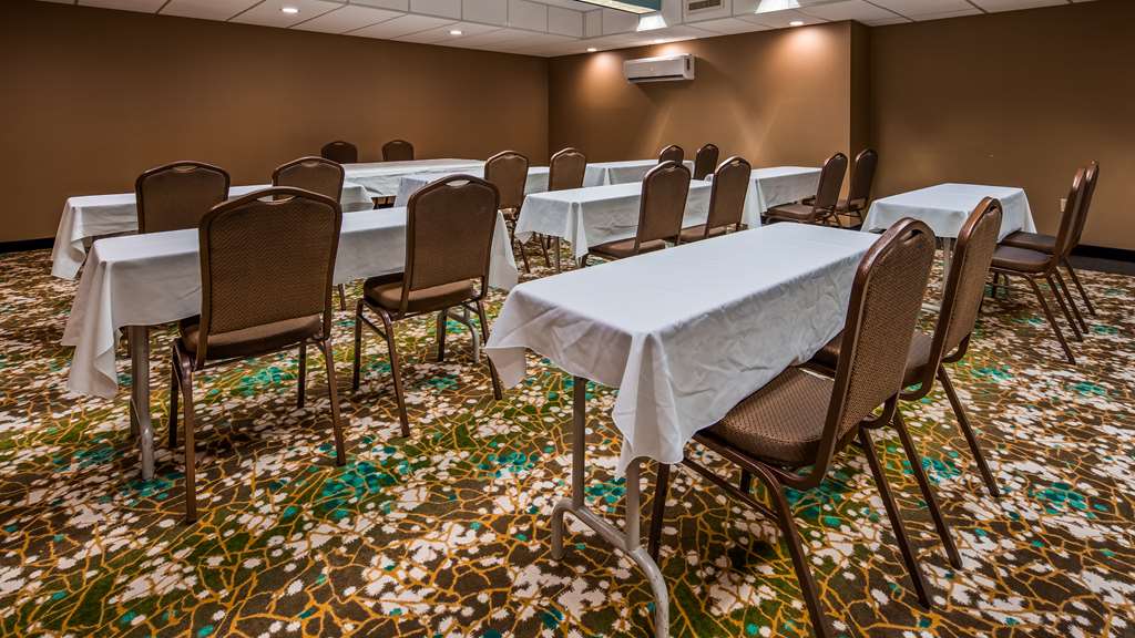 Фото Best Western Warren Hotel