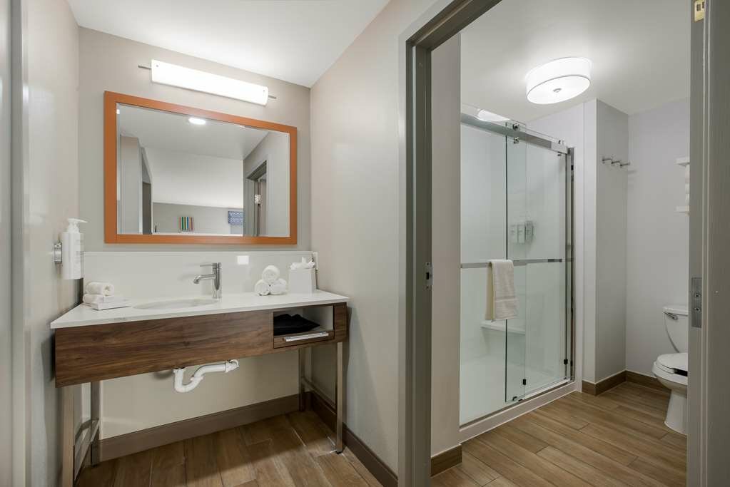 Фото Hampton Inn Linden