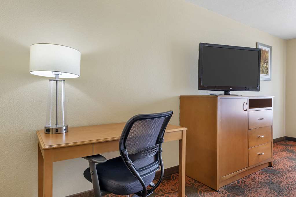 Фото Best Western Plus Waco North