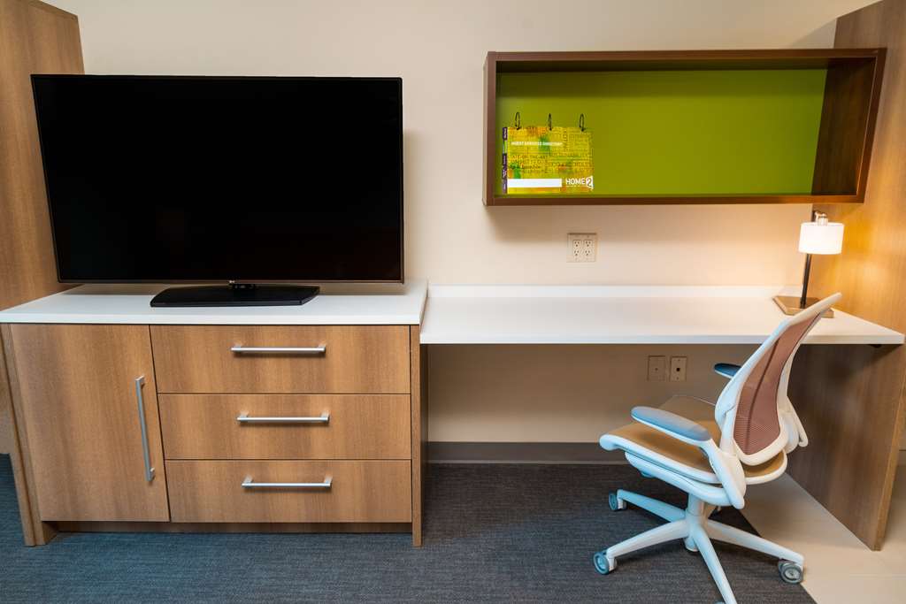 Фото Home2 Suites by Hilton Bakersfield