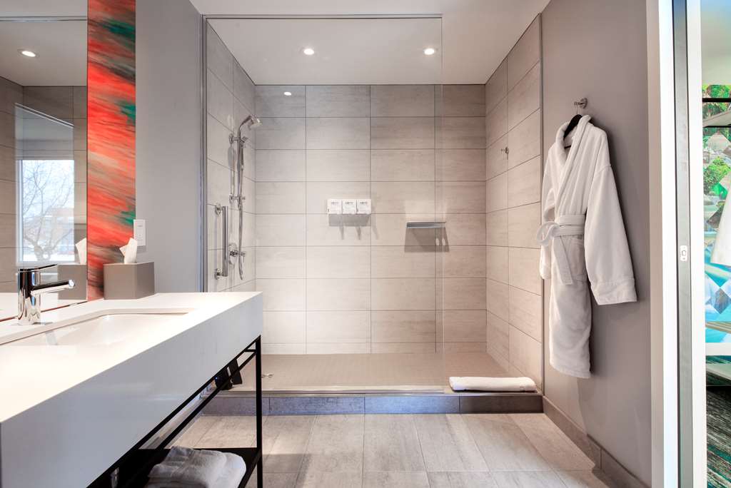 Фото Canvas Moncton, Tapestry Collection by Hilton
