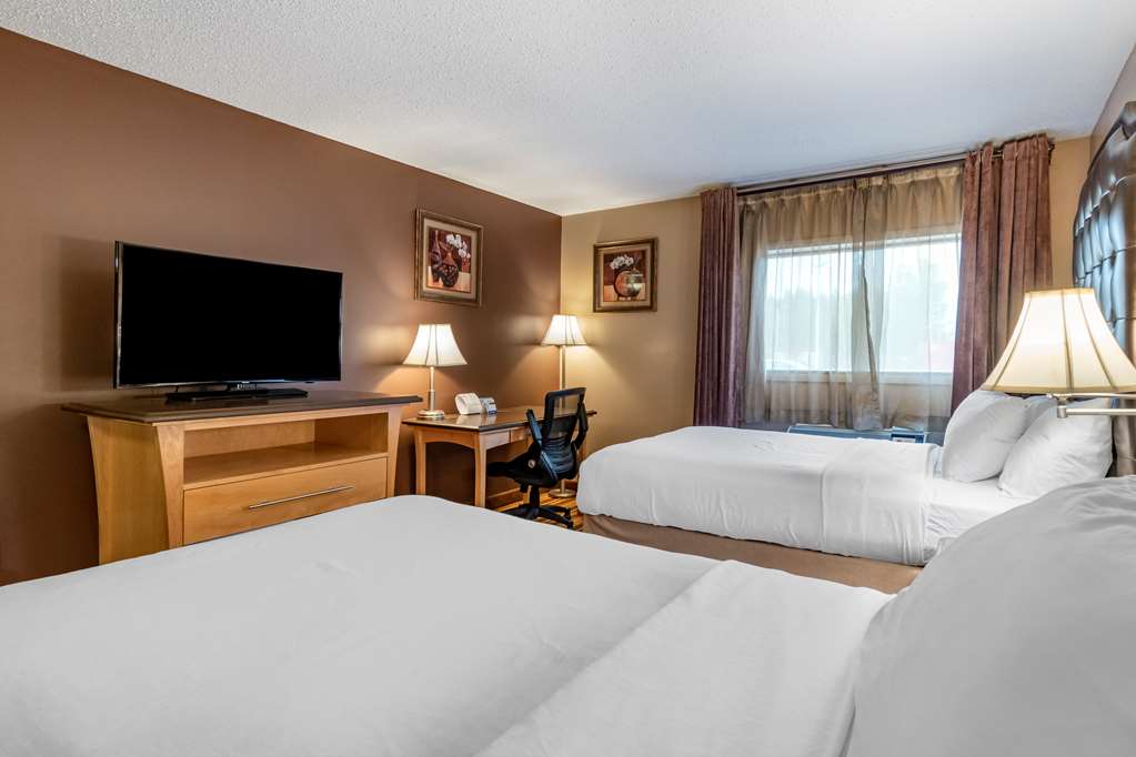 Фото Best Western Marquis Inn & Suites