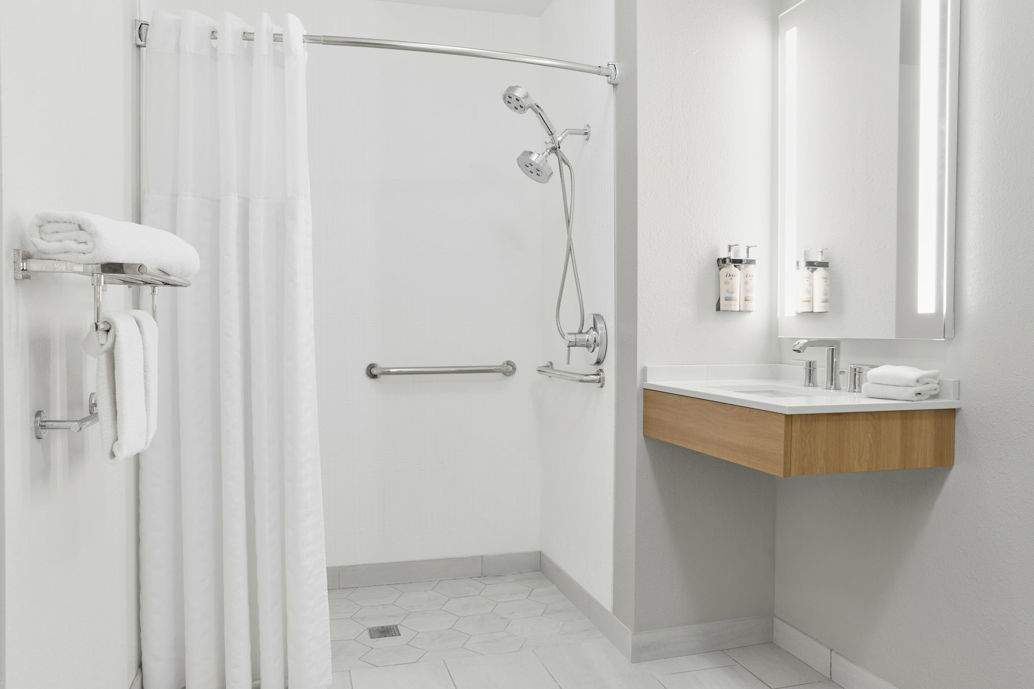 Фото Staybridge Suites Downtown Peoria, an Ihg Hotel