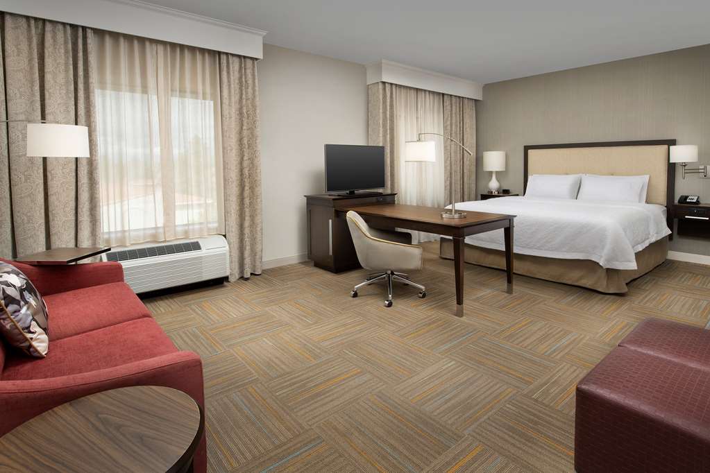 Фото Hampton Inn & Suites Phoenix Tempe