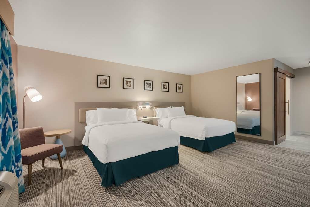 Фото Hilton Garden Inn Oklahoma City Midtown