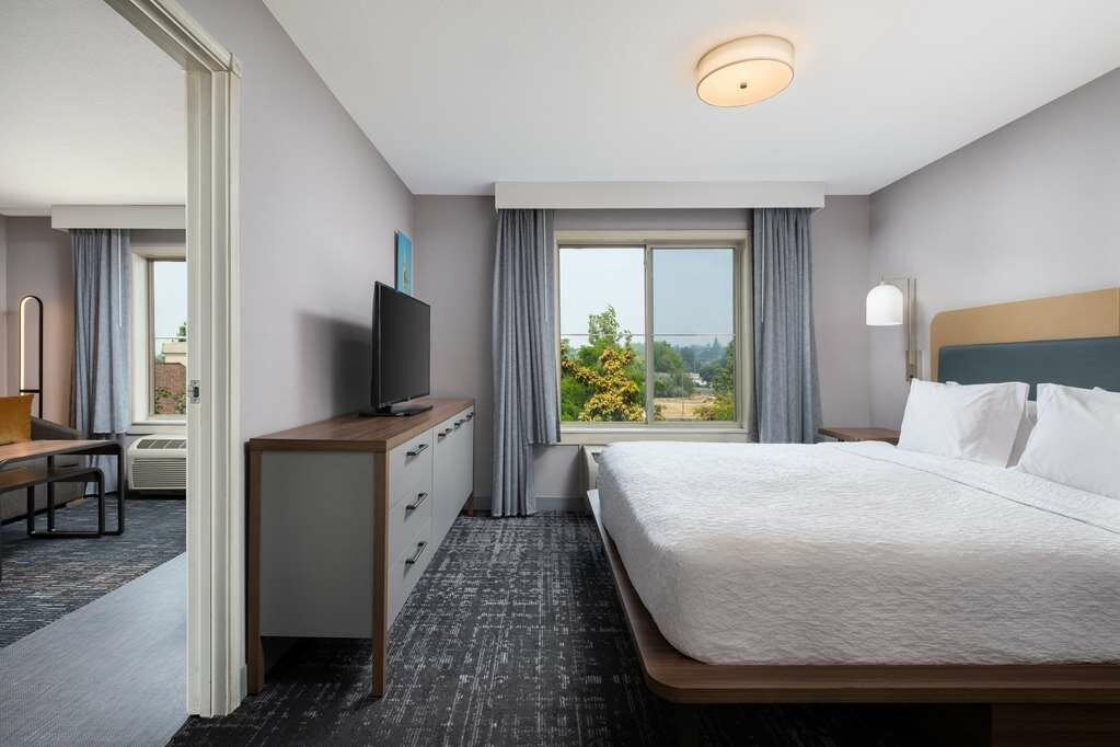 Фото Homewood Suites Medford