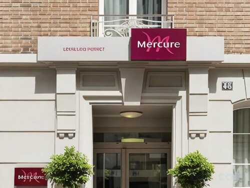 Гостиница Mercure Paris Levallois Perret Hotel в Курбевуа