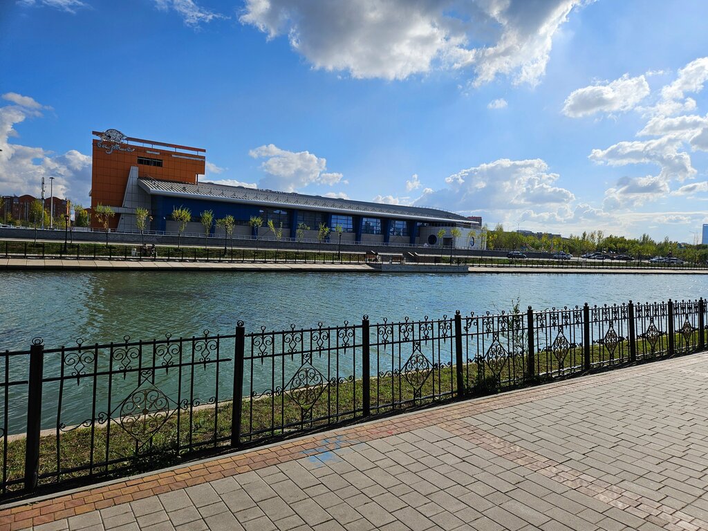 Park Embankment on the Rowing Canal, Astana, photo
