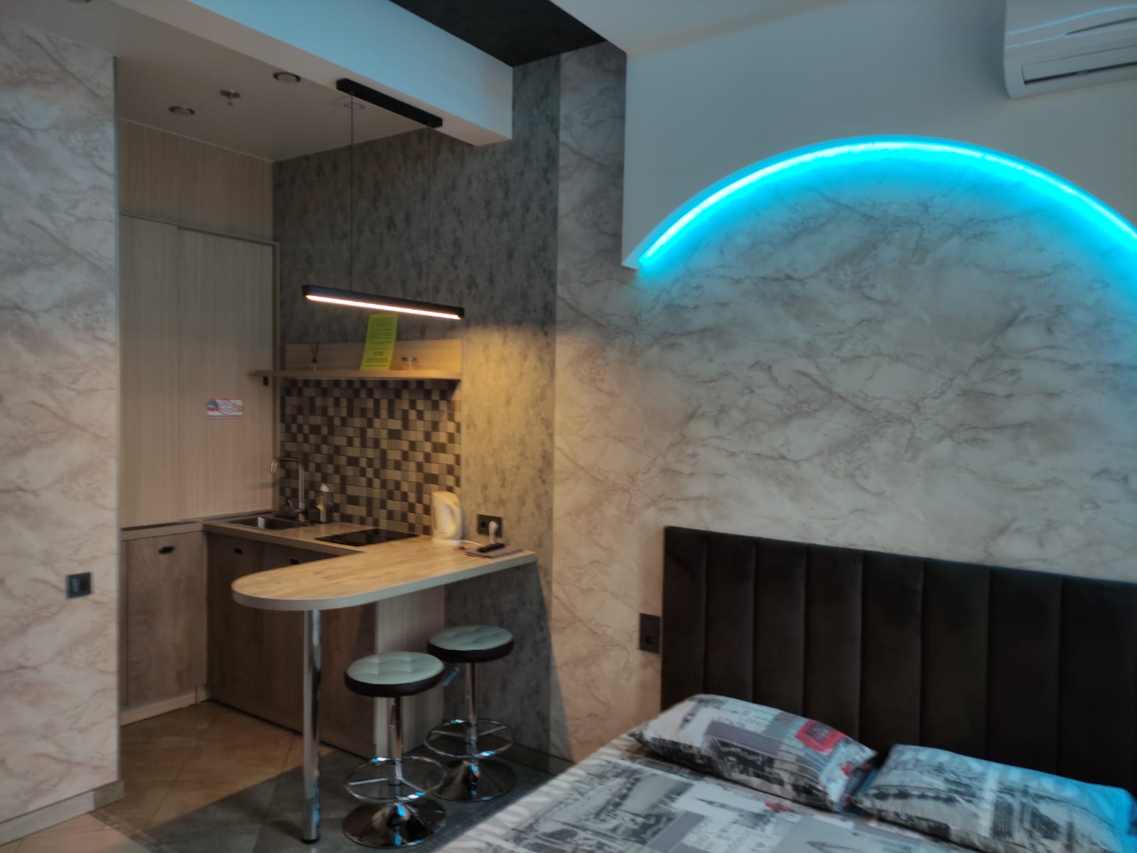 Фото Апартаменты Люкс