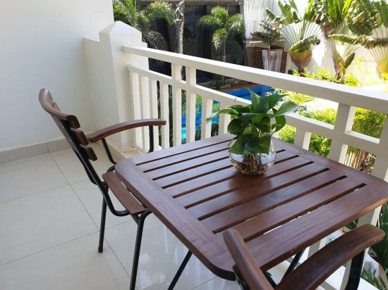 Фото Aristocrat Residence & Hotel