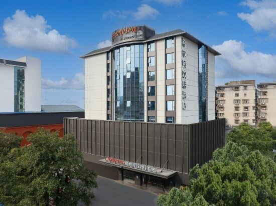 Фото Hampton by Hilton Guangzhou Railway Station