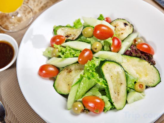 Фото Hanoian Central Hotel & SPA