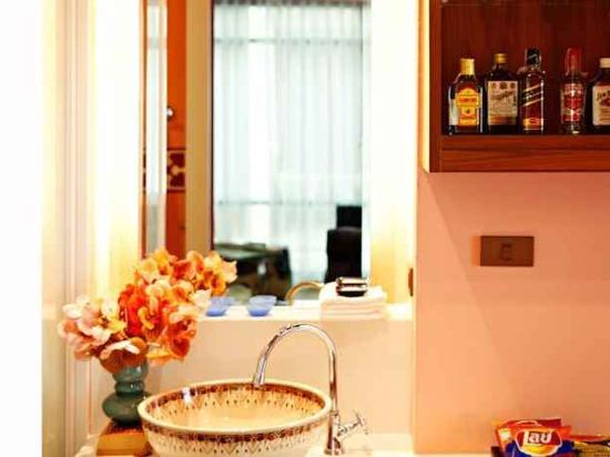 Фото Amber Boutique Silom Hotel