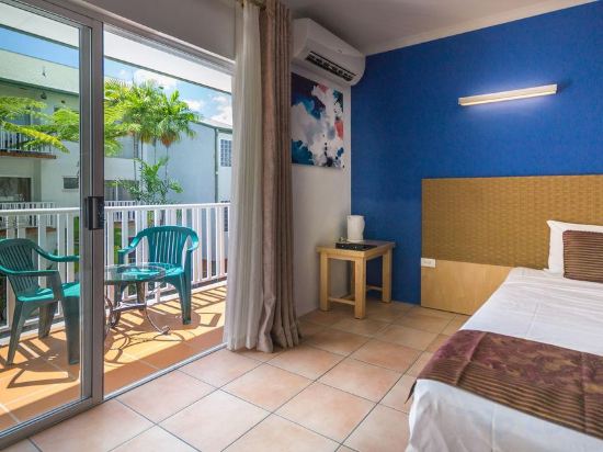 Фото Coral Tree Inn