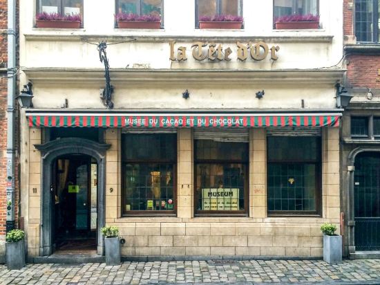 Фото Hotel Alma Grand Place