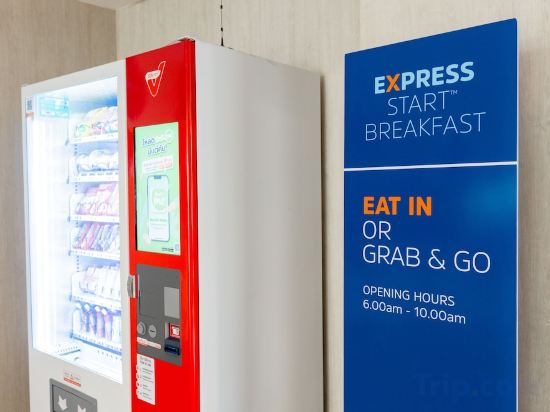 Фото Holiday Inn Express Pattaya Central