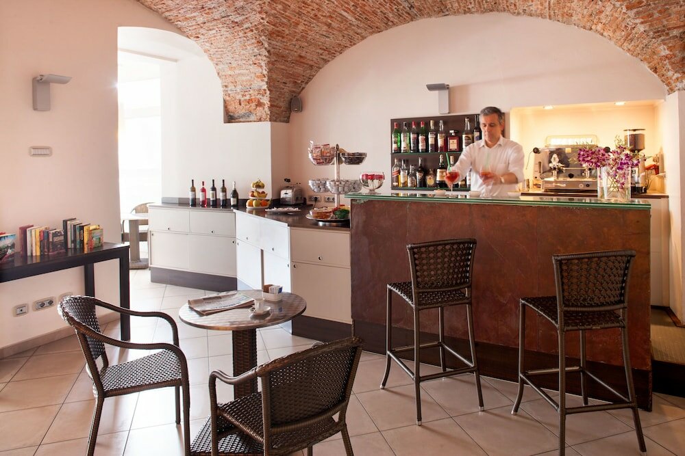 Фото Hotel Vesuvio