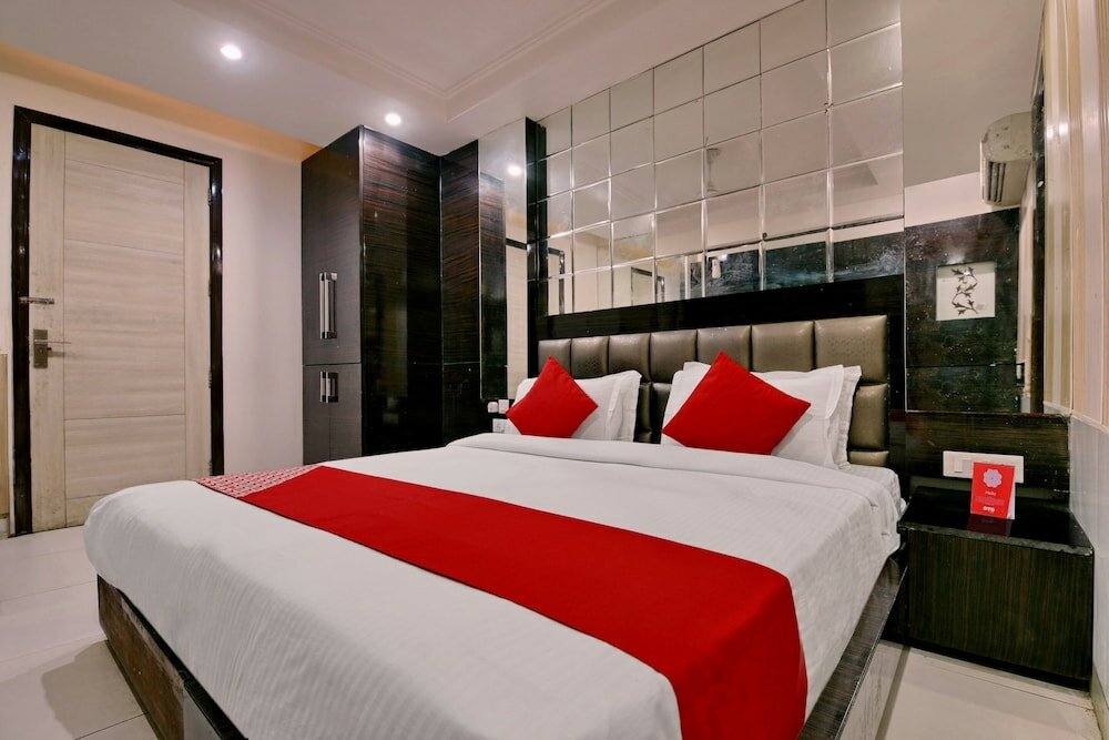 Фото Oyo 464 Hotel Lotus Palace