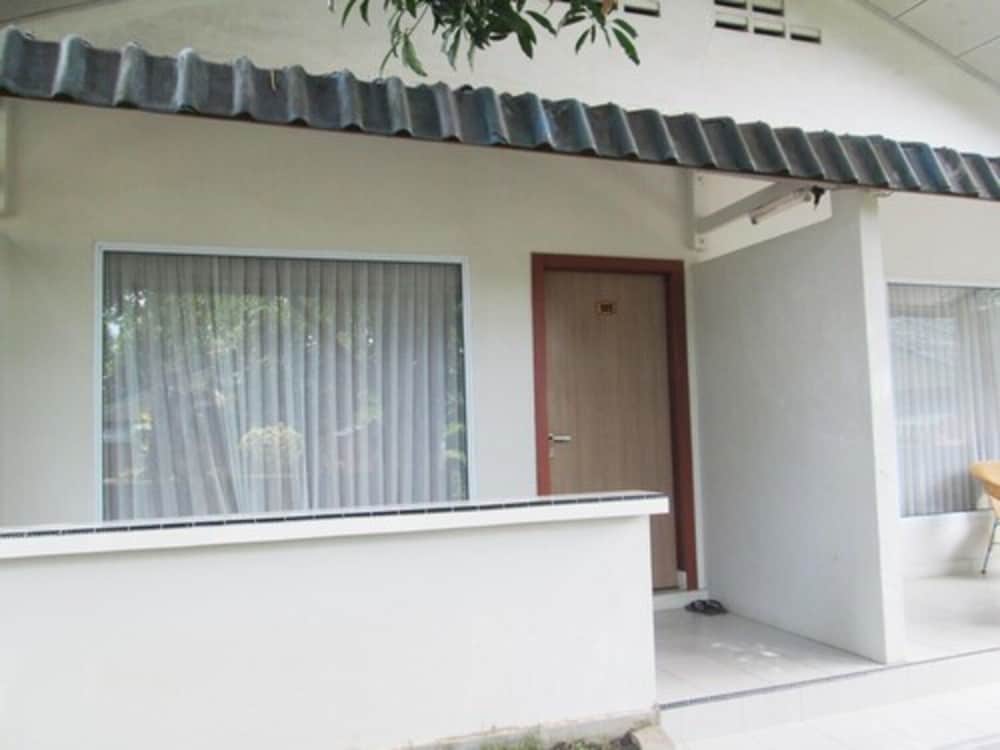 Фото Pelangi Hotel & Resort