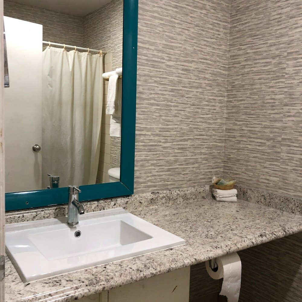 Фото Crown Motel