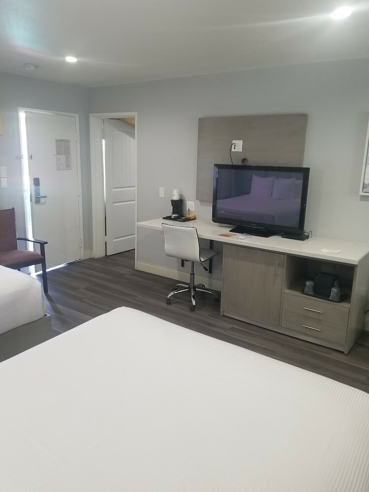 Фото Best Western Orange Plaza