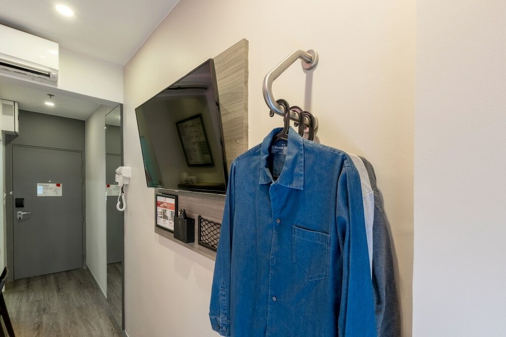 Фото Red Planet Bangkok Surawong