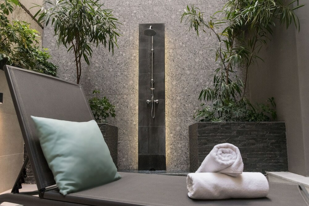 Фото 47 Luxury Suites