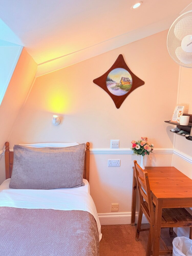 Фото Europa House Hotel